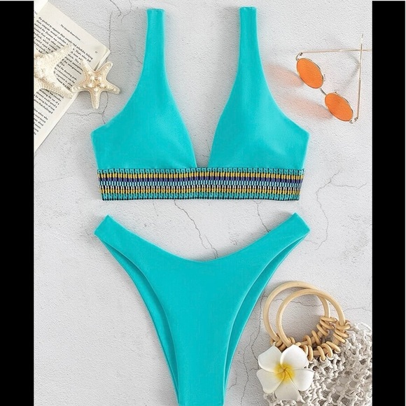 Stunning aqua turquoise embellished bikini sz L NWOT - Picture 2 of 6